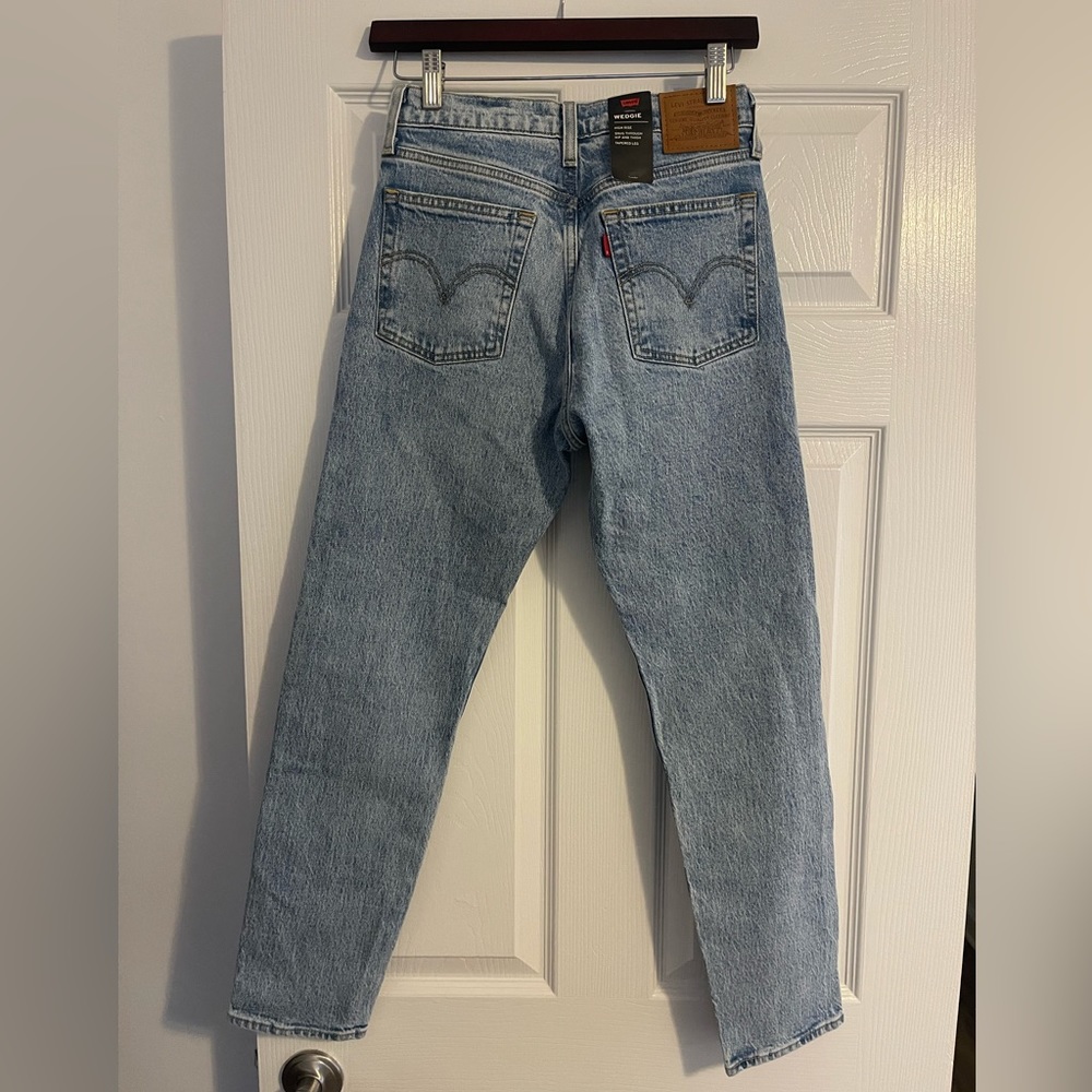 Levi’s Wedgie Icon Fit Nwt - image 3